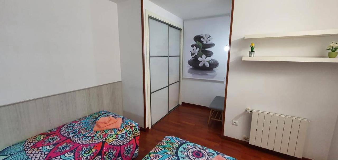 Apartamento Vilallonga Figueres  Eksteriør billede