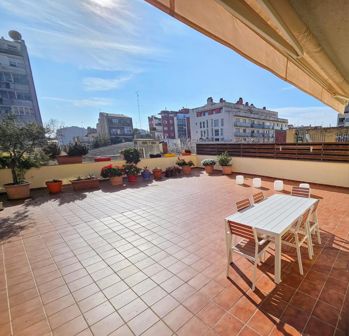 Apartamento Vilallonga Figueres  Eksteriør billede